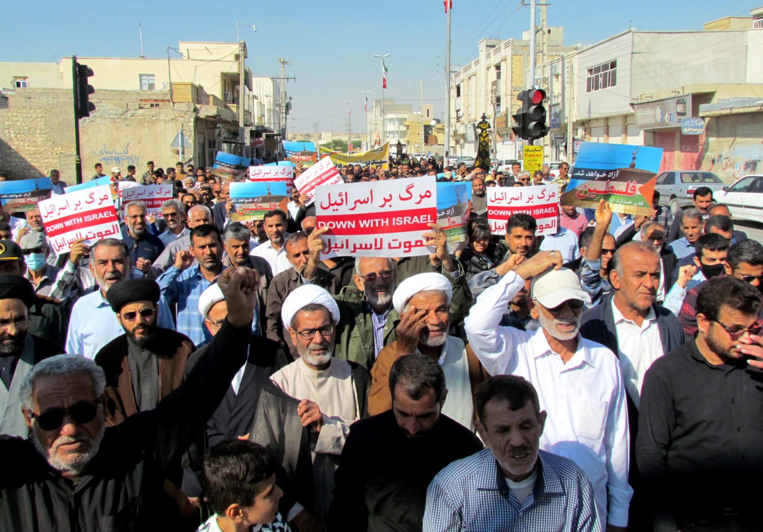 خروش دریادلان بوشهری در محکومیت جنایت تروریستی کرمان